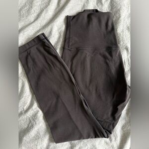 Lululemon Align 23’Crop Size 6